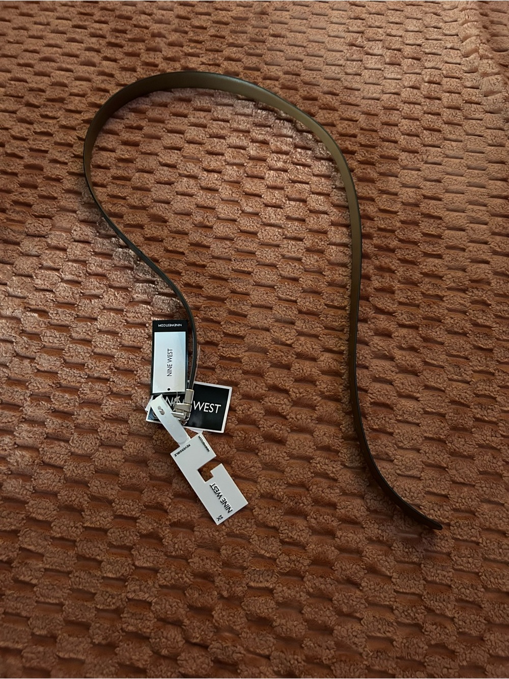 Nine West reversible belt